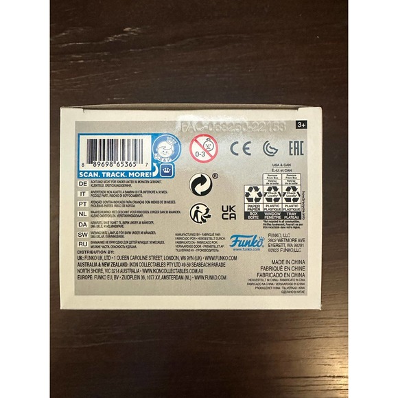 Spider-Man (Bug-Eyes Armor) 1067 2022 Winter Convention Exclusive Funko Pop - Picture 6 of 6